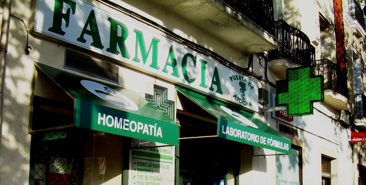 FARMACIA-ATOCHA-CRUZ-MADRID.1_800x600